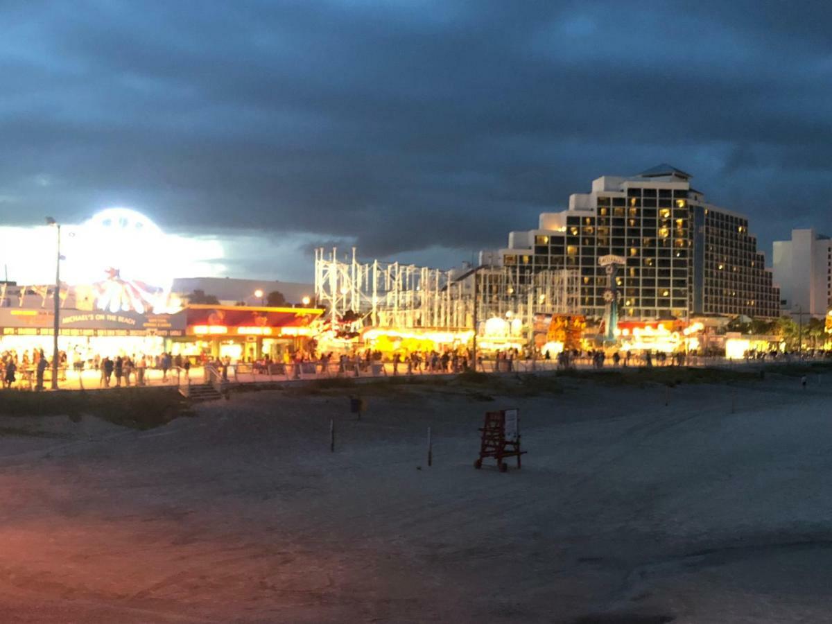 Ocean Walk Resort Daytona Beach Esterno foto
